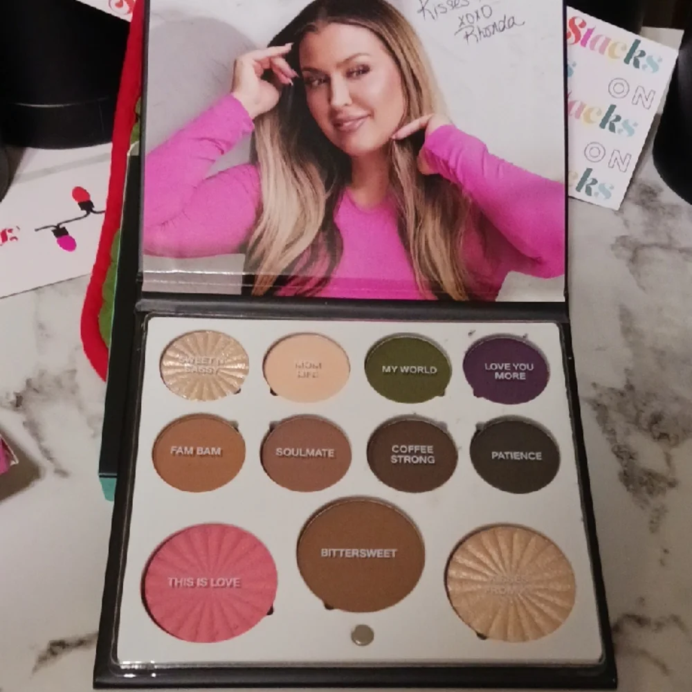 OFRA Unconditional Mini Mix Palette - Versatile Shades